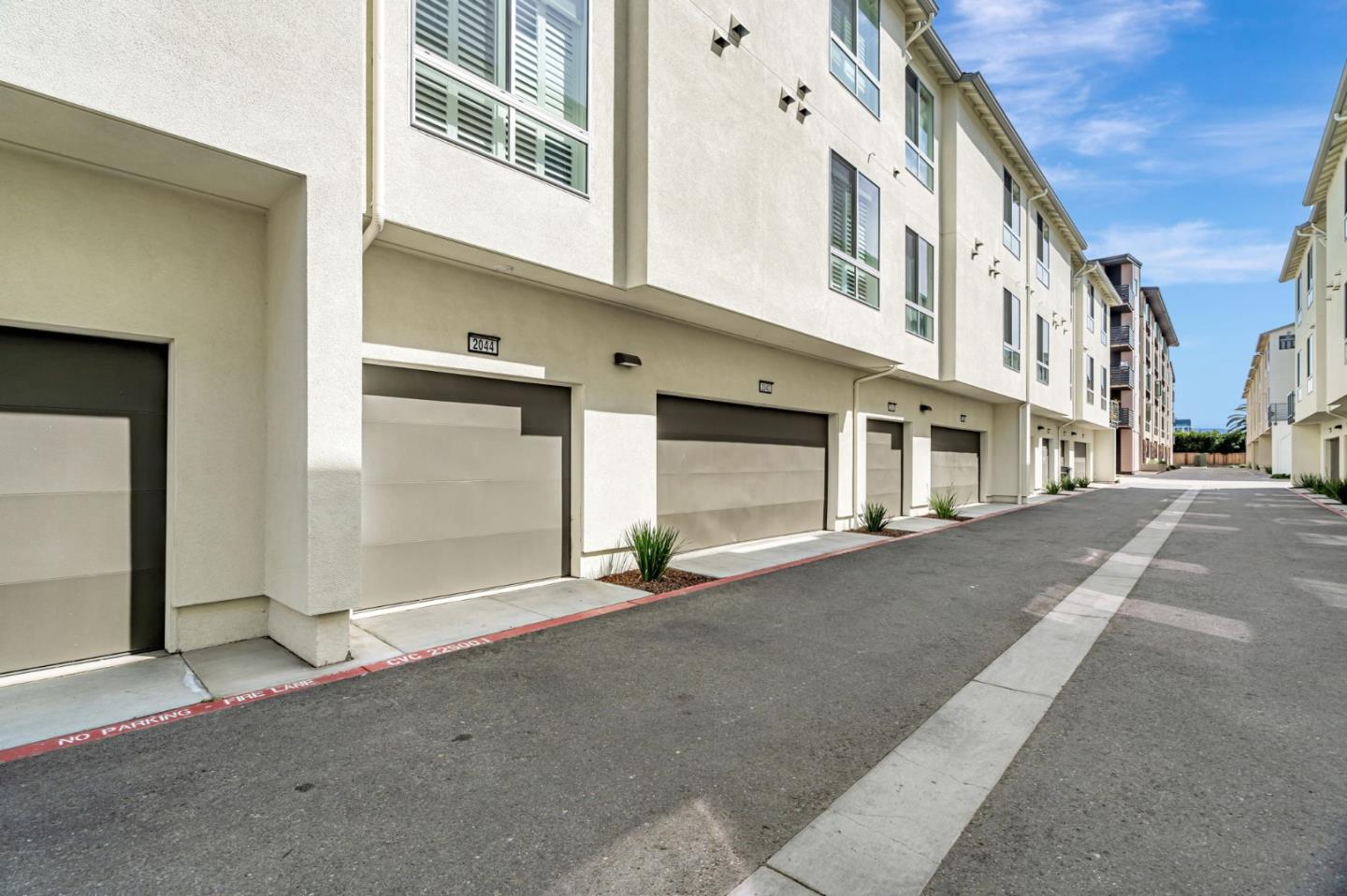 Detail Gallery Image 33 of 37 For 2044 Worthington Cir, Santa Clara,  CA 95050 - 2 Beds | 2 Baths
