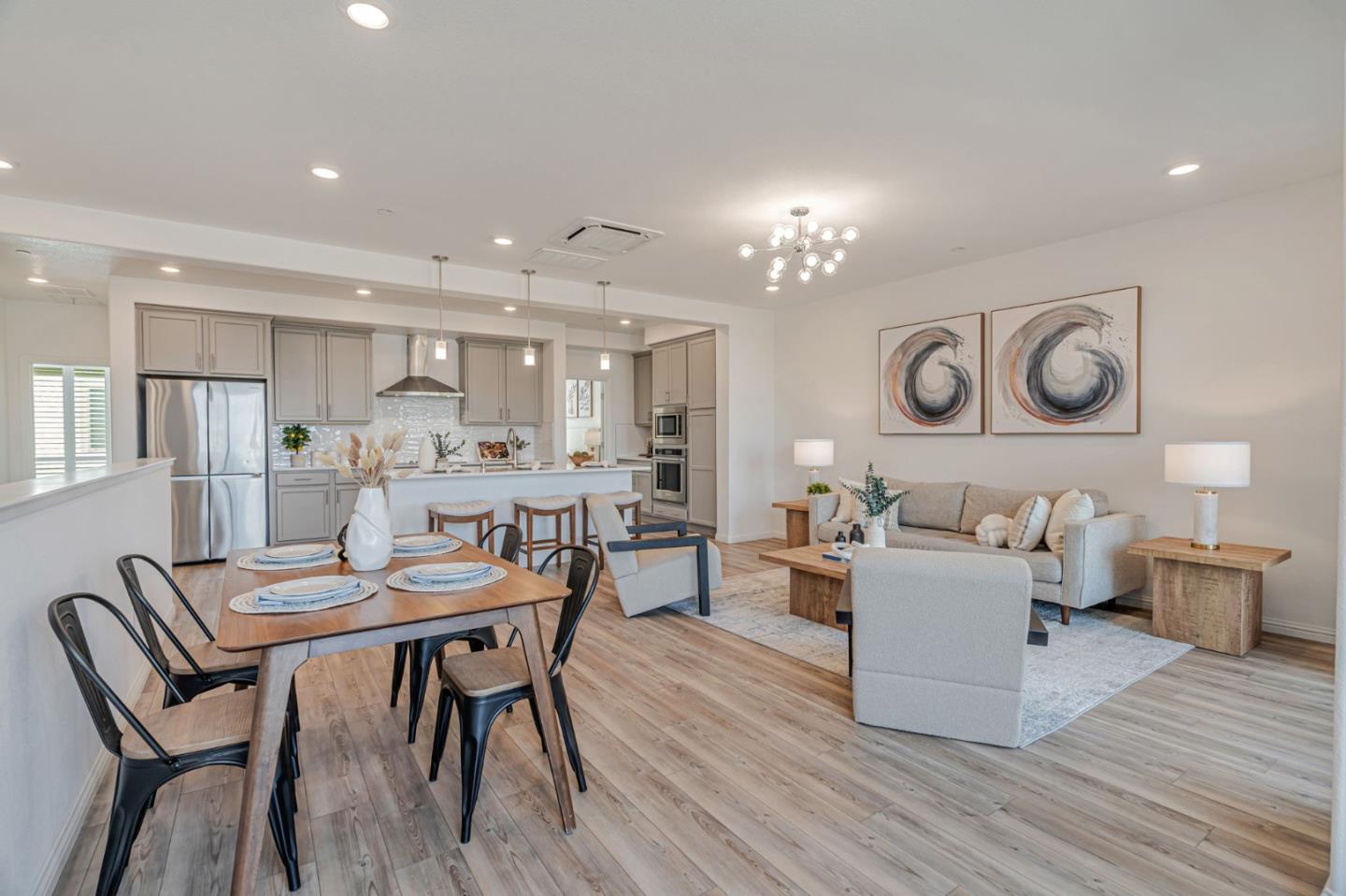 Detail Gallery Image 4 of 37 For 2044 Worthington Cir, Santa Clara,  CA 95050 - 2 Beds | 2 Baths