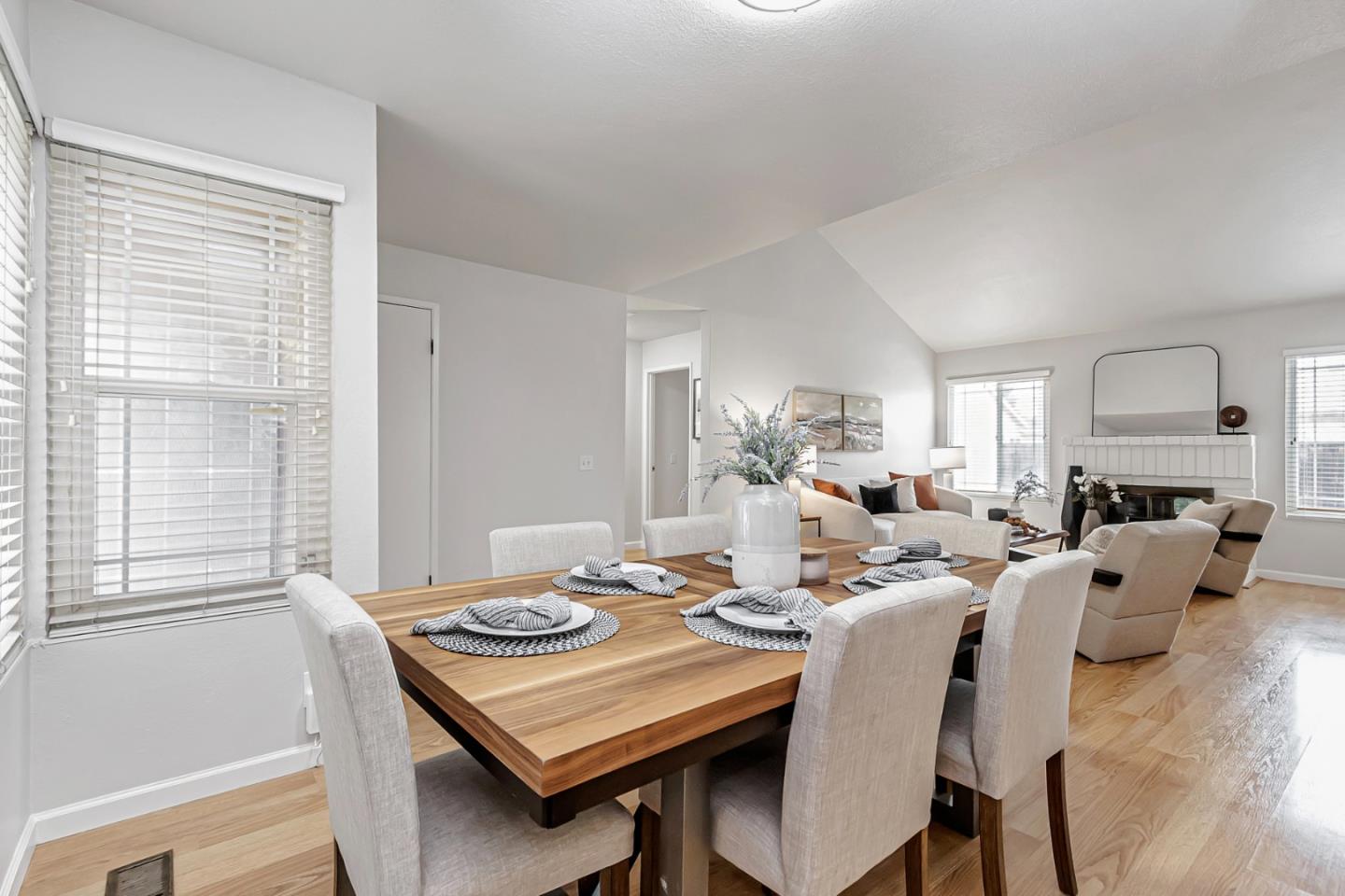 Detail Gallery Image 15 of 37 For 5725 Sagewell Way, San Jose,  CA 95138 - 3 Beds | 2 Baths