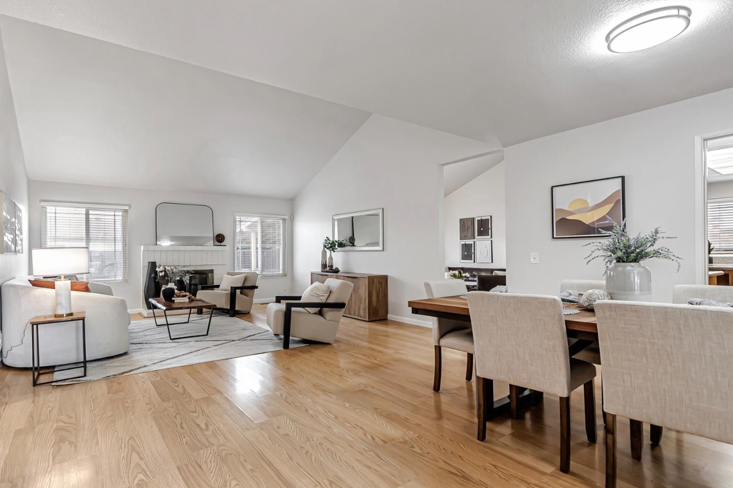 Detail Gallery Image 3 of 37 For 5725 Sagewell Way, San Jose,  CA 95138 - 3 Beds | 2 Baths