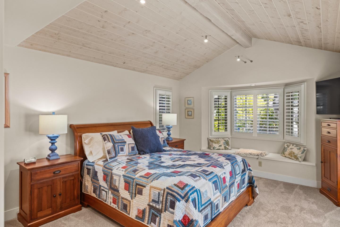 Detail Gallery Image 23 of 54 For 25971 Mission St, Carmel,  CA 93923 - 3 Beds | 2 Baths