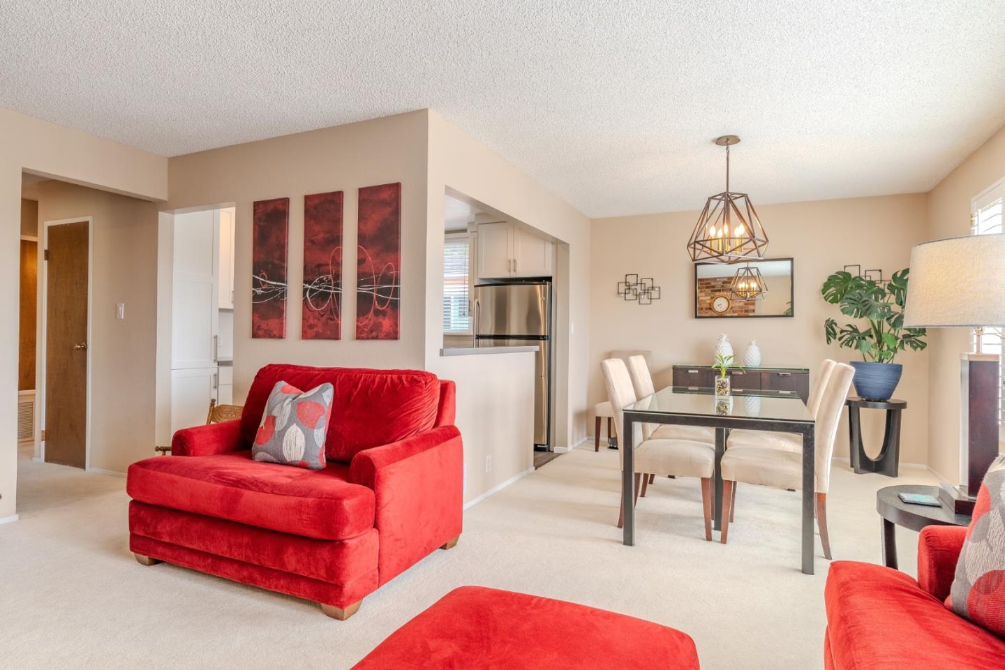 Detail Gallery Image 7 of 33 For 42 Eastridge Cir, Pacifica,  CA 94044 - 3 Beds | 2 Baths