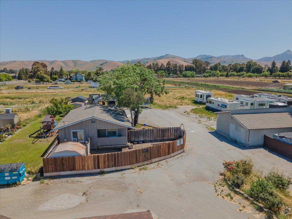 Detail Gallery Image 19 of 22 For 6501 Fairview Rd, Hollister,  CA 95023 - – Beds | – Baths