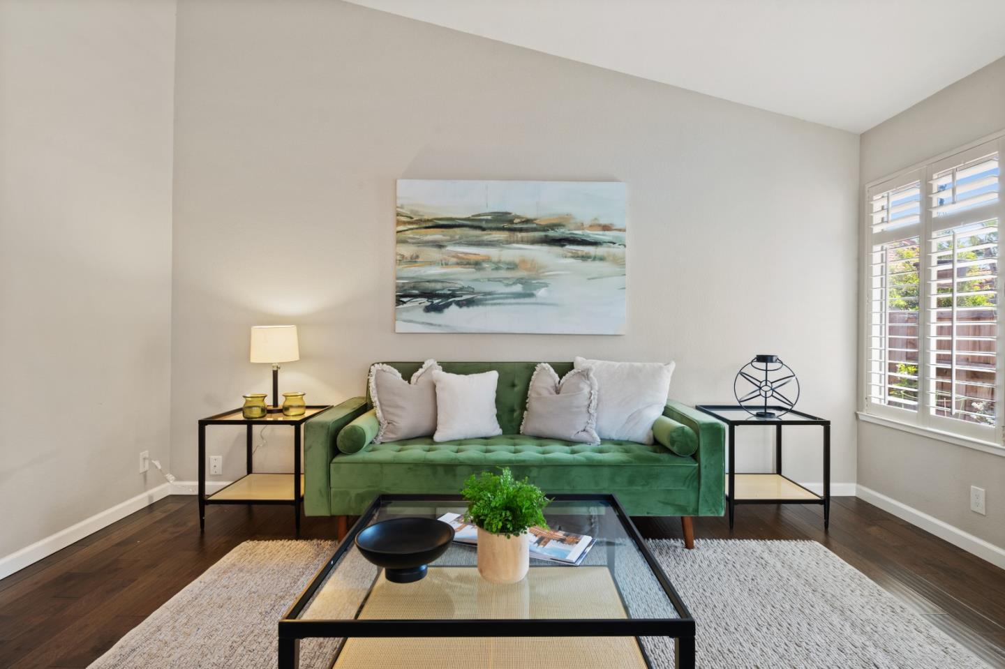 Detail Gallery Image 13 of 44 For 486 Verano Ct, San Jose,  CA 95111 - 3 Beds | 2/1 Baths