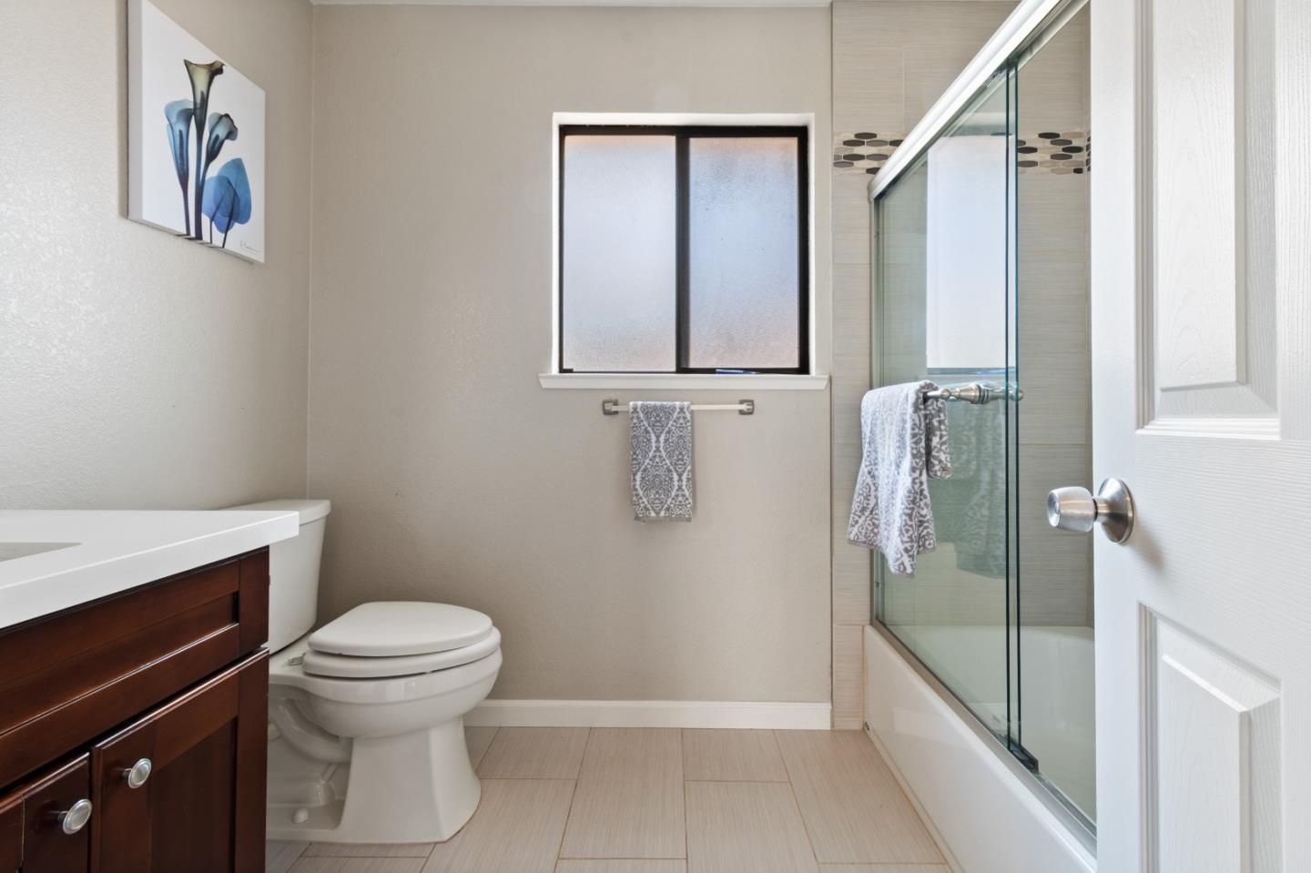 Detail Gallery Image 25 of 44 For 486 Verano Ct, San Jose,  CA 95111 - 3 Beds | 2/1 Baths