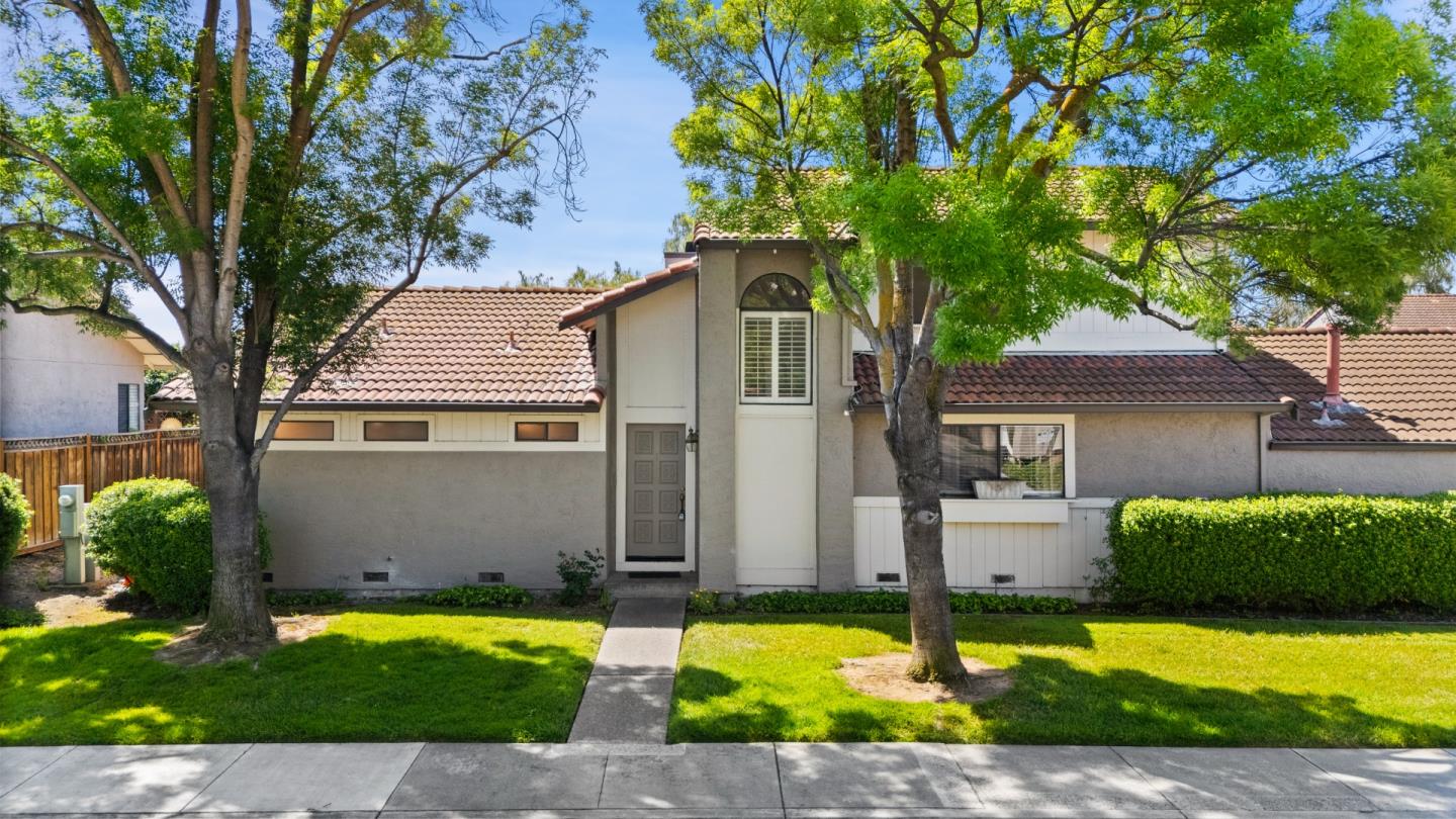 Detail Gallery Image 34 of 44 For 486 Verano Ct, San Jose,  CA 95111 - 3 Beds | 2/1 Baths
