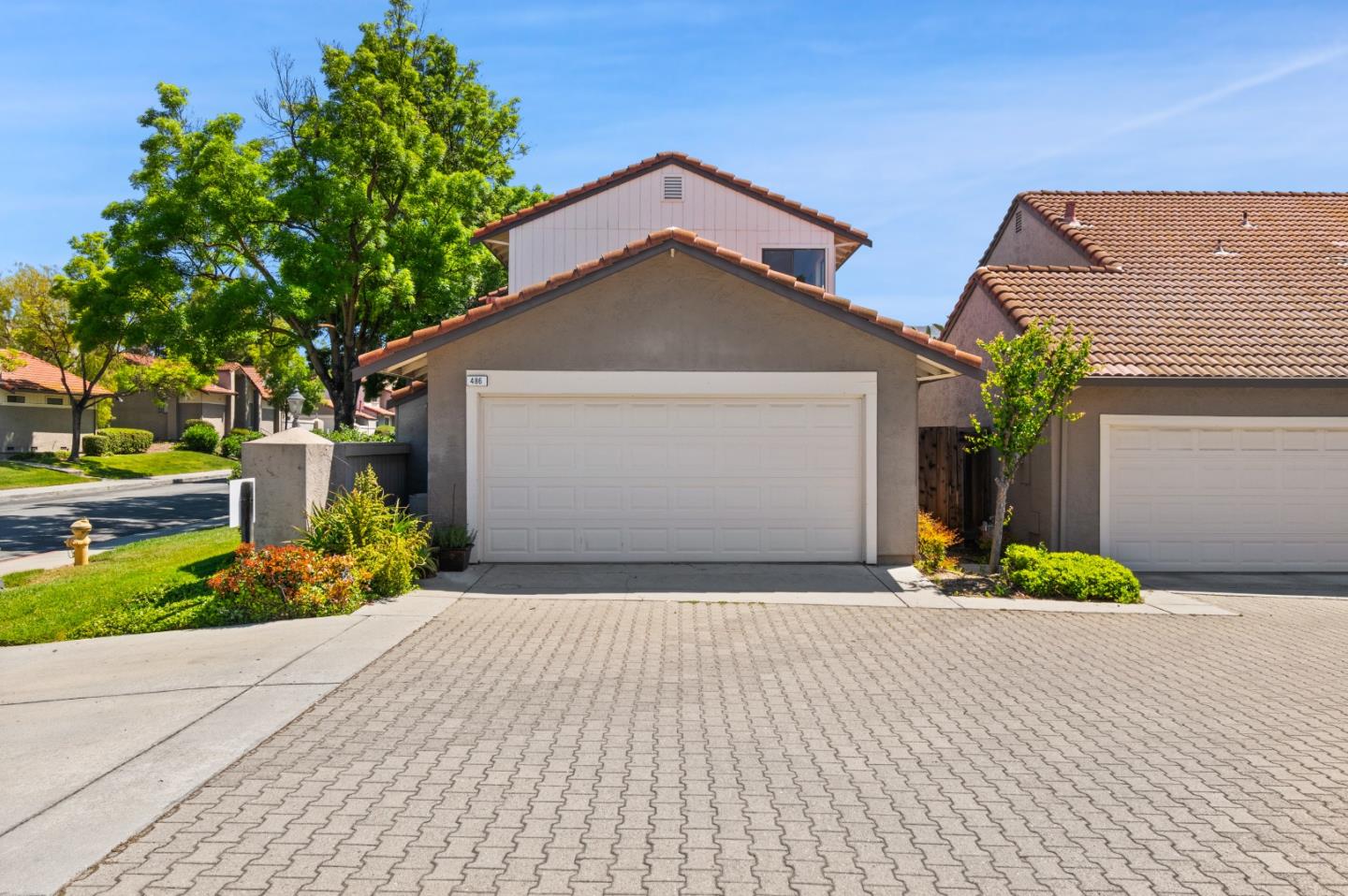 Detail Gallery Image 5 of 44 For 486 Verano Ct, San Jose,  CA 95111 - 3 Beds | 2/1 Baths