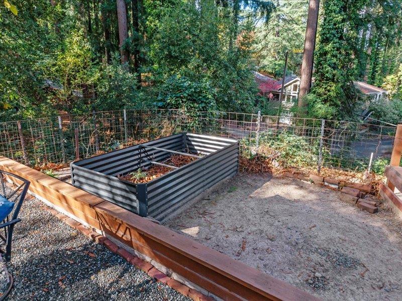 Detail Gallery Image 24 of 45 For 17704 Blackfoot Trl, Los Gatos,  CA 95033 - 2 Beds | 1 Baths