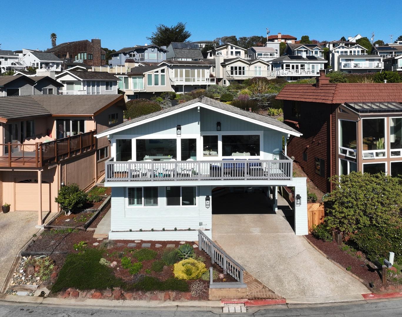 Detail Gallery Image 1 of 53 For 550 Sand Dollar Dr, Watsonville,  CA 95076 - 3 Beds | 3 Baths