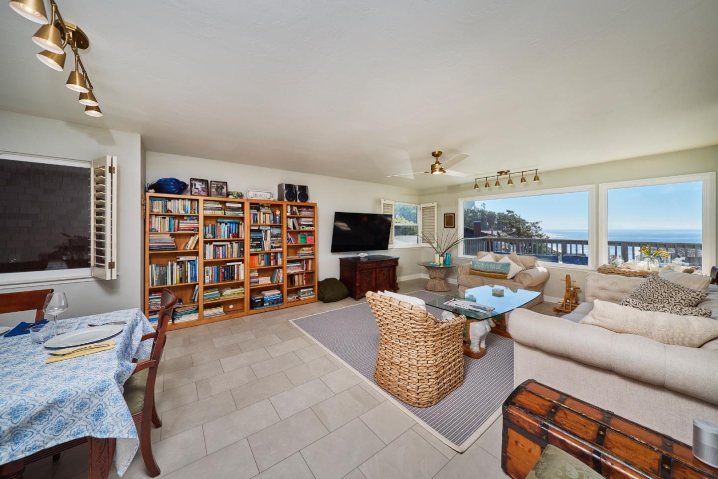Detail Gallery Image 13 of 53 For 550 Sand Dollar Dr, Watsonville,  CA 95076 - 3 Beds | 3 Baths