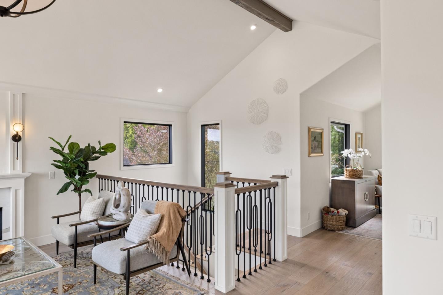 Detail Gallery Image 16 of 61 For 1015 Jewell Ave, Pacific Grove,  CA 93950 - 3 Beds | 2/1 Baths