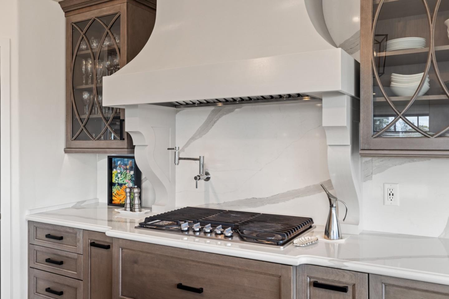 Detail Gallery Image 26 of 61 For 1015 Jewell Ave, Pacific Grove,  CA 93950 - 3 Beds | 2/1 Baths