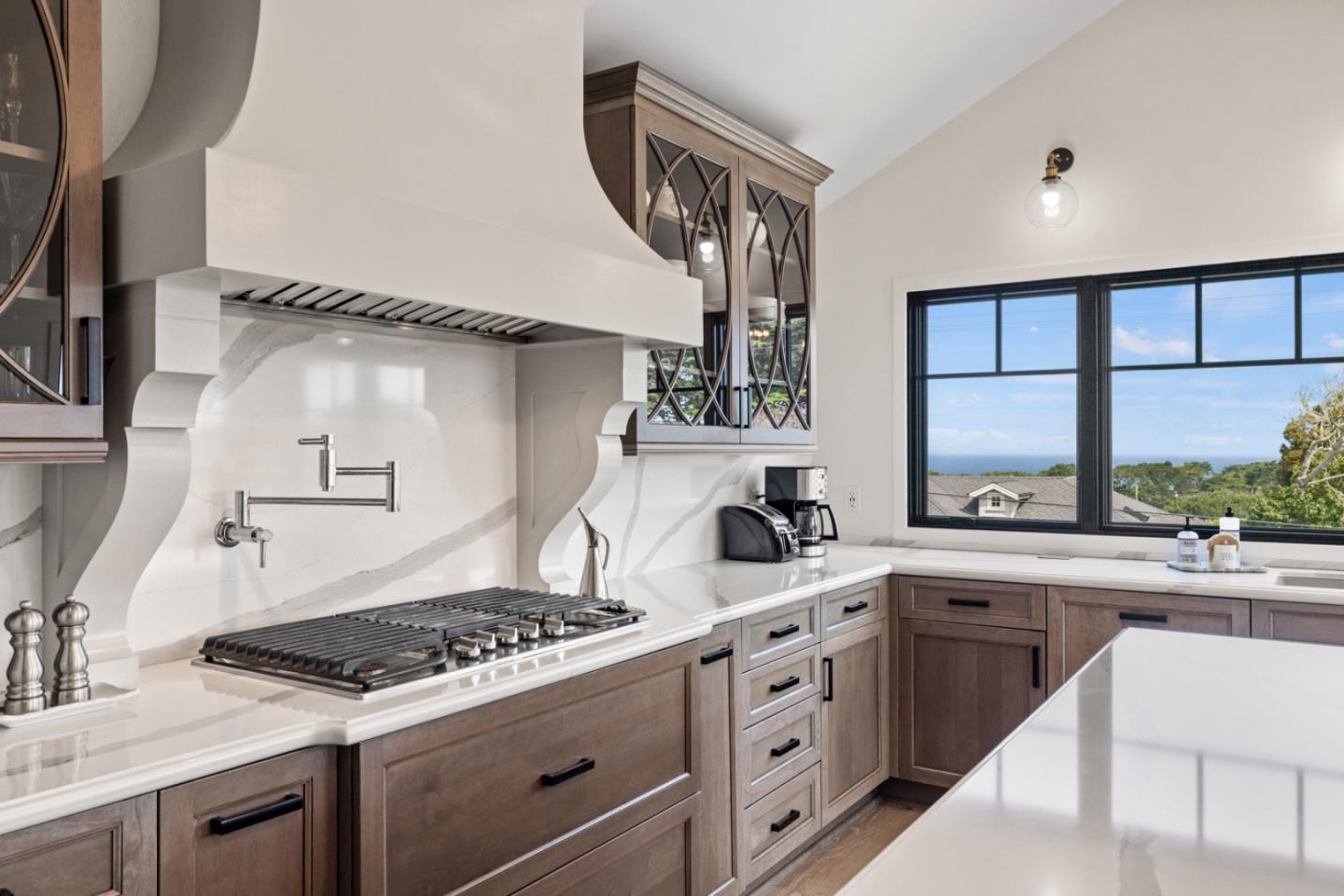 Detail Gallery Image 27 of 61 For 1015 Jewell Ave, Pacific Grove,  CA 93950 - 3 Beds | 2/1 Baths