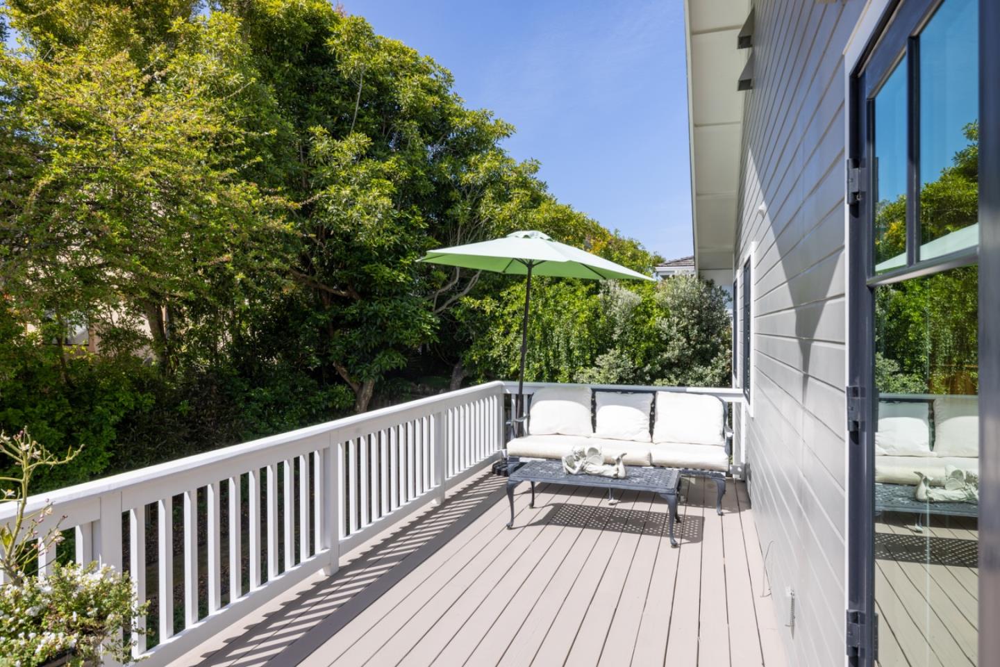 Detail Gallery Image 43 of 61 For 1015 Jewell Ave, Pacific Grove,  CA 93950 - 3 Beds | 2/1 Baths