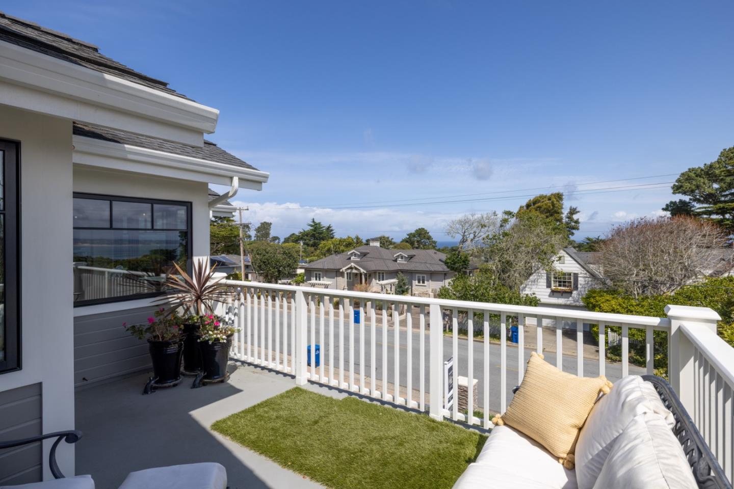 Detail Gallery Image 47 of 61 For 1015 Jewell Ave, Pacific Grove,  CA 93950 - 3 Beds | 2/1 Baths