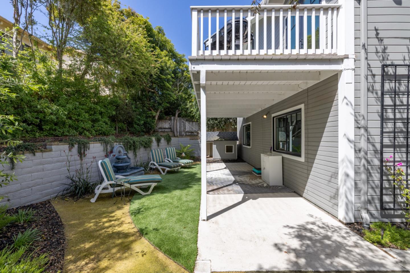 Detail Gallery Image 49 of 61 For 1015 Jewell Ave, Pacific Grove,  CA 93950 - 3 Beds | 2/1 Baths