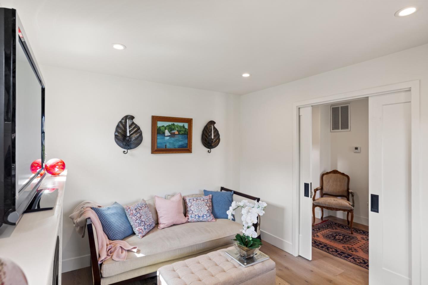 Detail Gallery Image 7 of 61 For 1015 Jewell Ave, Pacific Grove,  CA 93950 - 3 Beds | 2/1 Baths