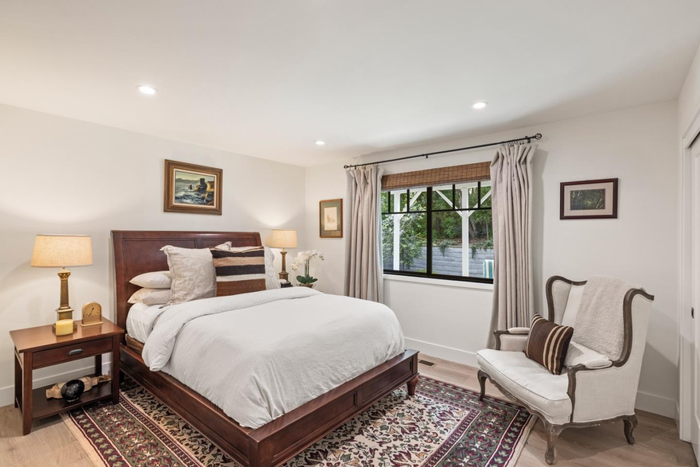 Detail Gallery Image 8 of 61 For 1015 Jewell Ave, Pacific Grove,  CA 93950 - 3 Beds | 2/1 Baths