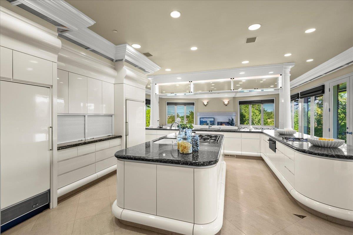 Detail Gallery Image 38 of 94 For 14467 Sobey Rd, Saratoga,  CA 95070 - 4 Beds | 5/2 Baths