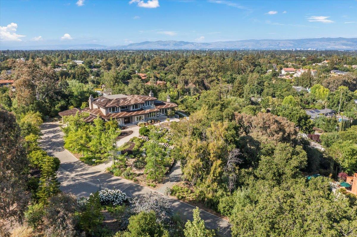 Detail Gallery Image 8 of 94 For 14467 Sobey Rd, Saratoga,  CA 95070 - 4 Beds | 5/2 Baths