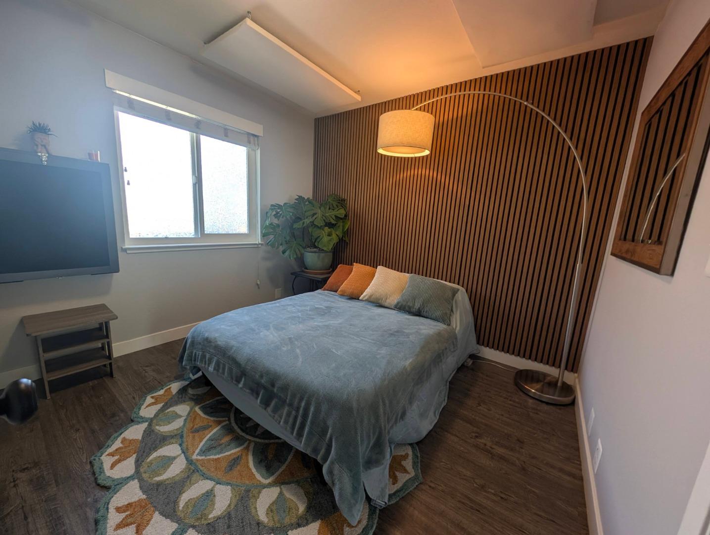Detail Gallery Image 10 of 29 For 308 River St #E 33,  Santa Cruz,  CA 95060 - 2 Beds | 1 Baths