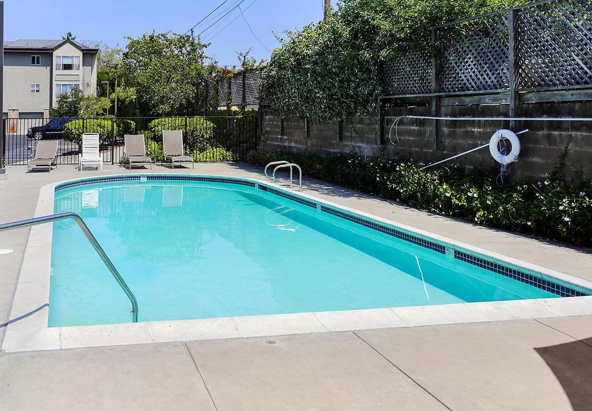 Detail Gallery Image 29 of 29 For 308 River St #E 33,  Santa Cruz,  CA 95060 - 2 Beds | 1 Baths