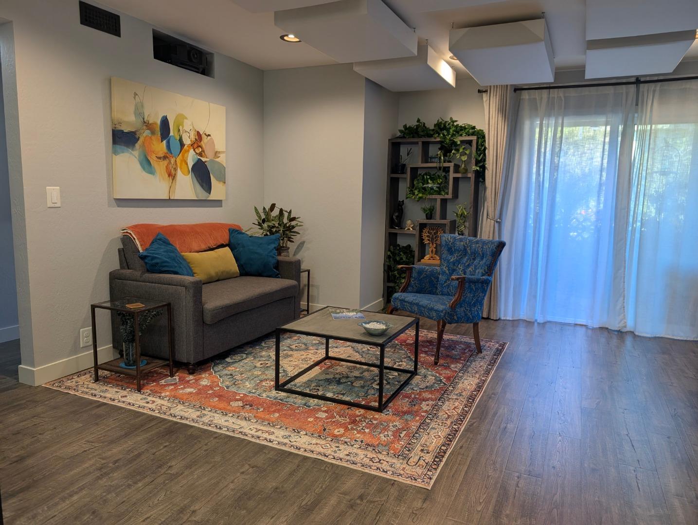 Detail Gallery Image 4 of 29 For 308 River St #E 33,  Santa Cruz,  CA 95060 - 2 Beds | 1 Baths