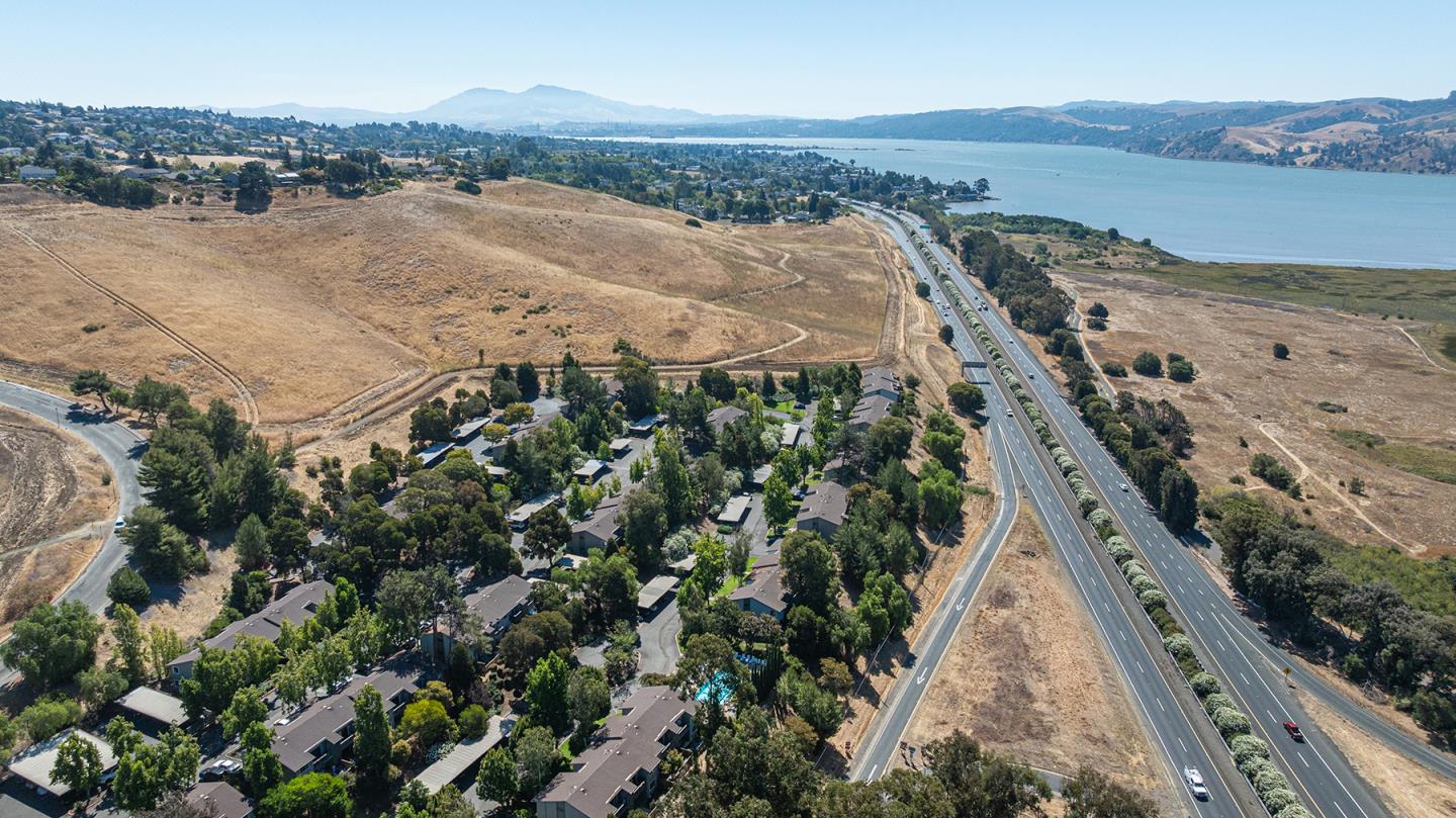 Detail Gallery Image 38 of 42 For 900 Cambridge Dr #56,  Benicia,  CA 94510 - 2 Beds | 1 Baths