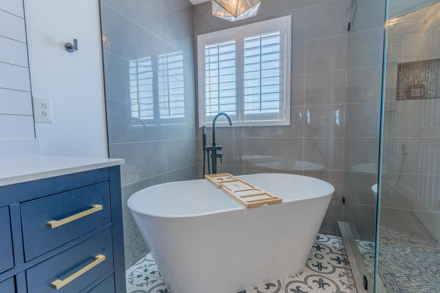 Detail Gallery Image 19 of 59 For 2985 Saint Florian Way, San Jose,  CA 95136 - 4 Beds | 3/1 Baths