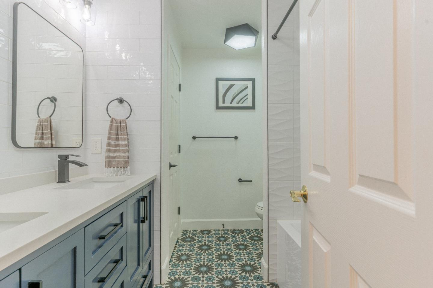Detail Gallery Image 31 of 59 For 2985 Saint Florian Way, San Jose,  CA 95136 - 4 Beds | 3/1 Baths