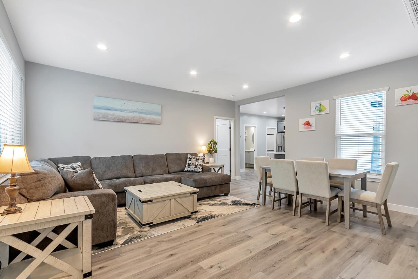 Detail Gallery Image 3 of 16 For 1690 Washington St, Santa Clara,  CA 95050 - 3 Beds | 2 Baths