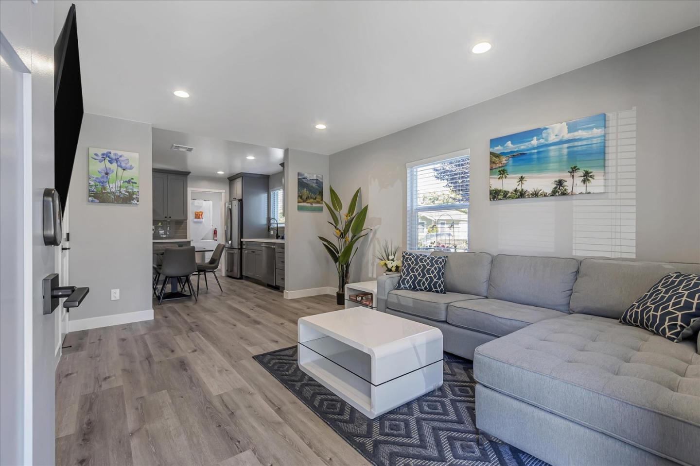 Detail Gallery Image 5 of 15 For 1696 Washington St, Santa Clara,  CA 95050 - 2 Beds | 2 Baths