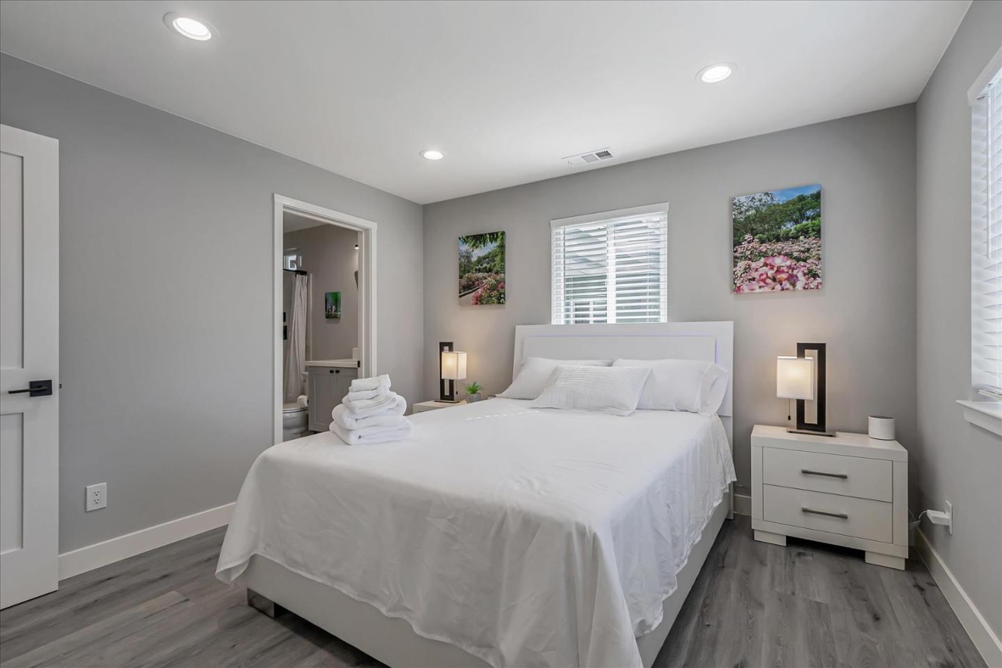 Detail Gallery Image 8 of 12 For 1008 Reeve, Santa Clara,  CA 95050 - 2 Beds | 2 Baths