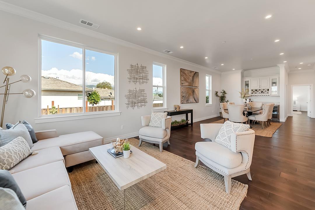 Detail Gallery Image 11 of 59 For 475 E Middle Ave, San Martin,  CA 95046 - 3 Beds | 3/1 Baths