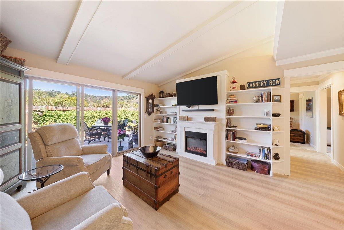 Detail Gallery Image 13 of 33 For 44 Hacienda Carmel, Carmel,  CA 93923 - 2 Beds | 2 Baths