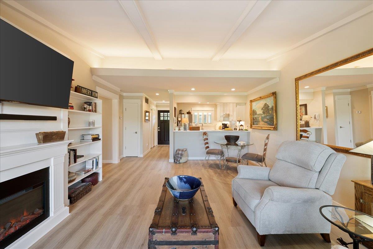 Detail Gallery Image 14 of 33 For 44 Hacienda Carmel, Carmel,  CA 93923 - 2 Beds | 2 Baths