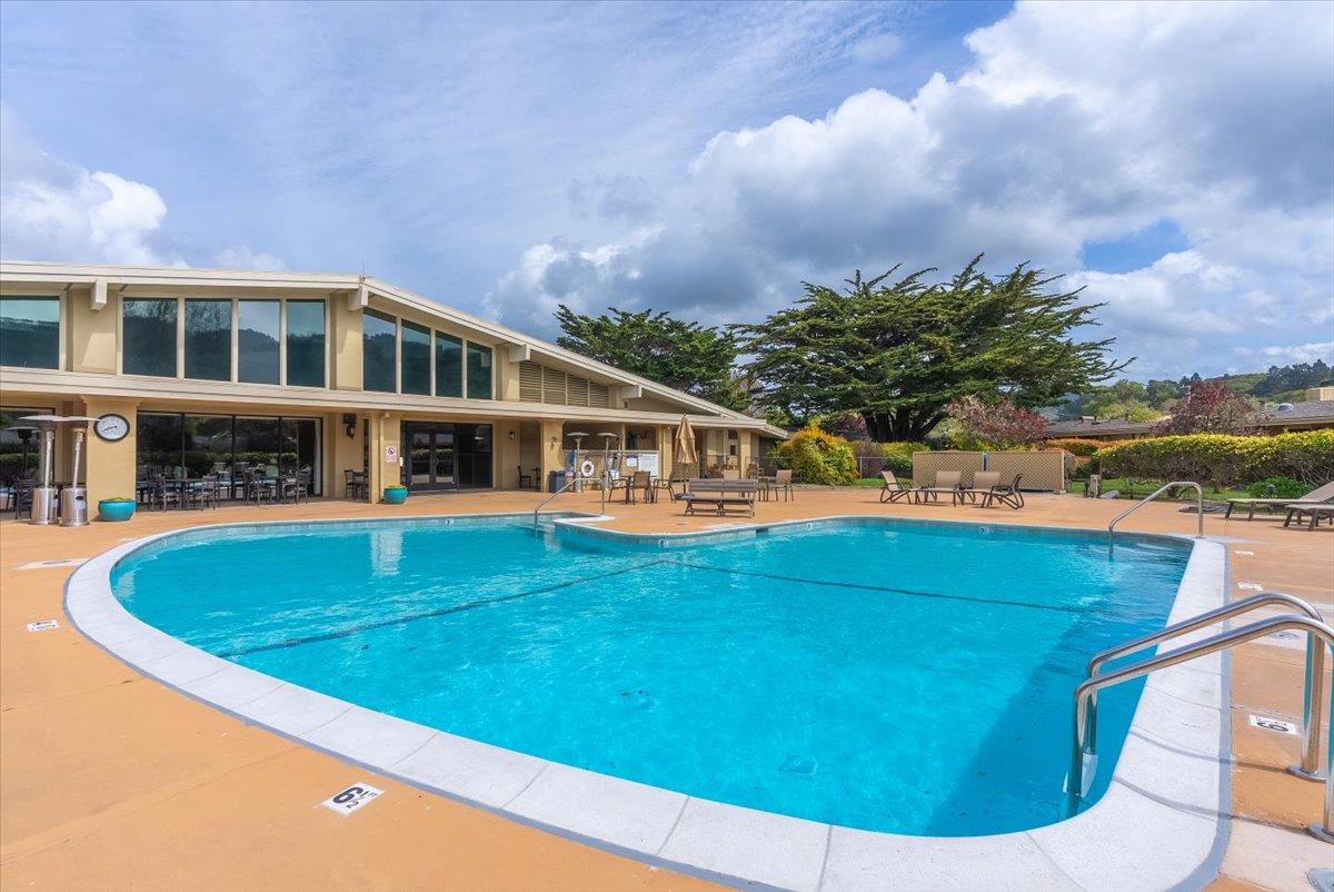 Detail Gallery Image 28 of 33 For 44 Hacienda Carmel, Carmel,  CA 93923 - 2 Beds | 2 Baths