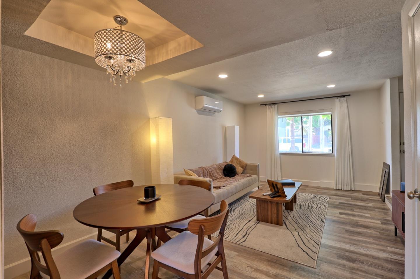 Detail Gallery Image 13 of 31 For 482 S Willard Ave, San Jose,  CA 95126 - 2 Beds | 2/1 Baths