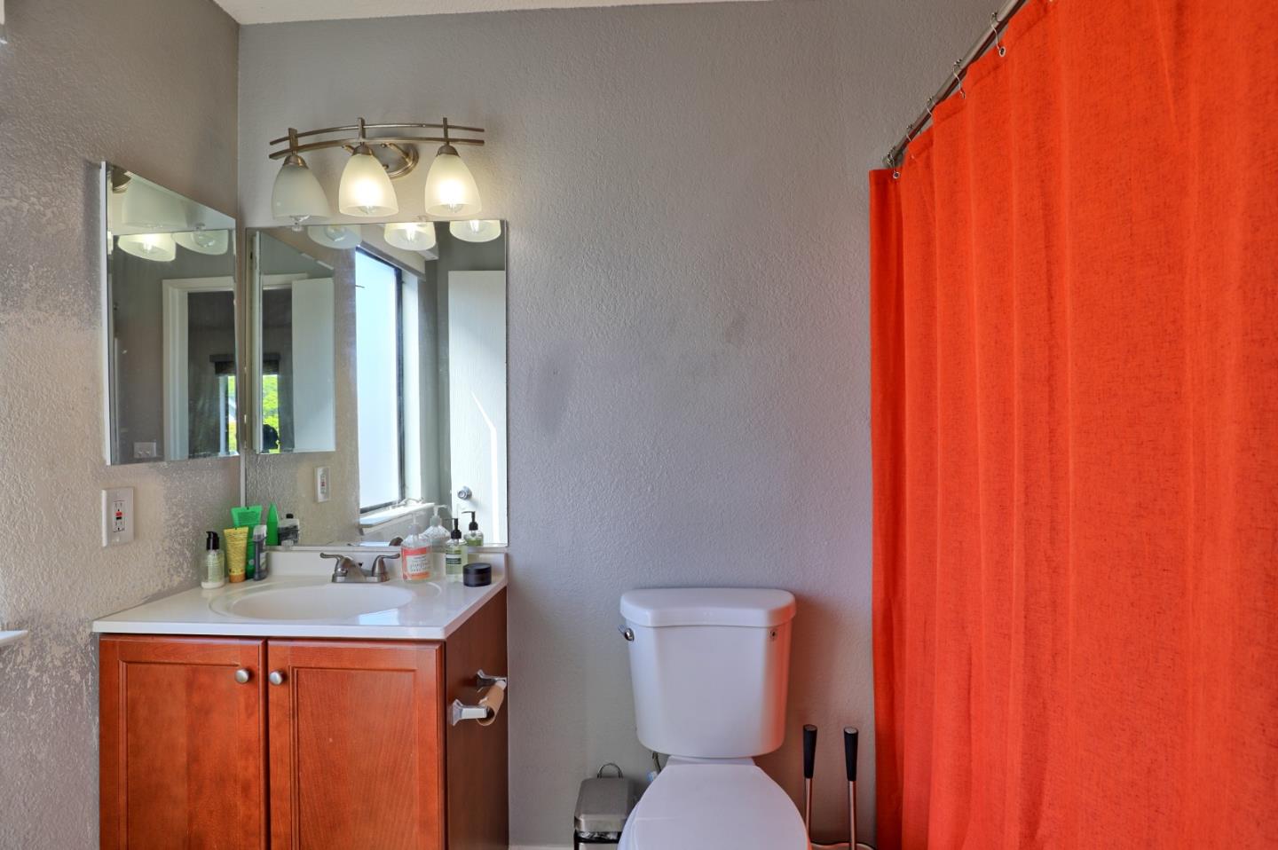 Detail Gallery Image 29 of 31 For 482 S Willard Ave, San Jose,  CA 95126 - 2 Beds | 2/1 Baths
