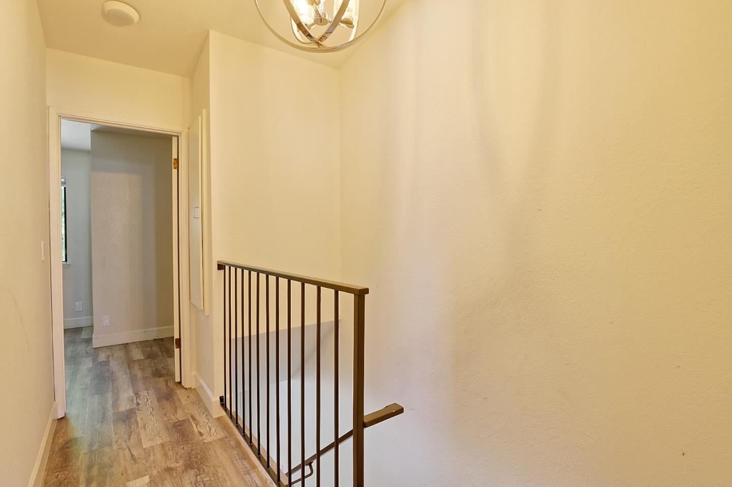 Detail Gallery Image 30 of 31 For 482 S Willard Ave, San Jose,  CA 95126 - 2 Beds | 2/1 Baths