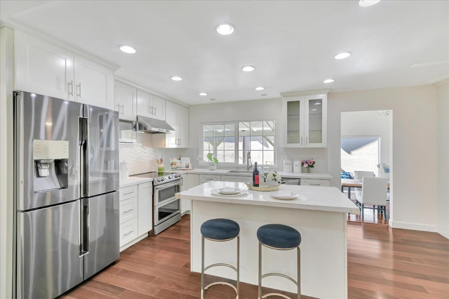 Detail Gallery Image 11 of 27 For 4016 Twyla Ln, Campbell,  CA 95008 - 3 Beds | 2 Baths