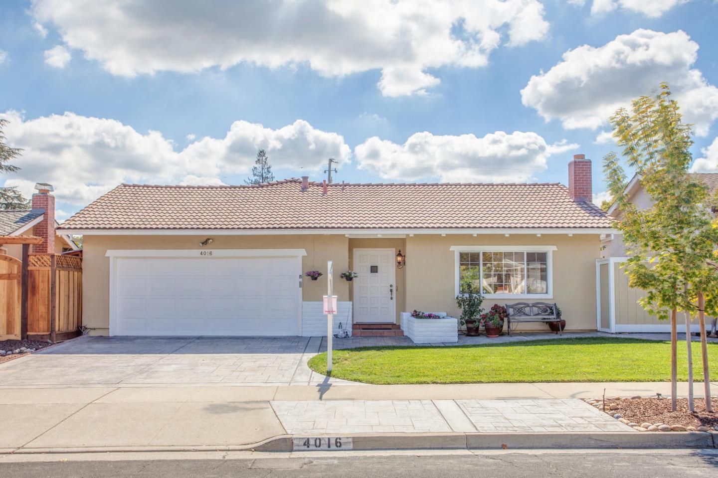 Detail Gallery Image 4 of 27 For 4016 Twyla Ln, Campbell,  CA 95008 - 3 Beds | 2 Baths