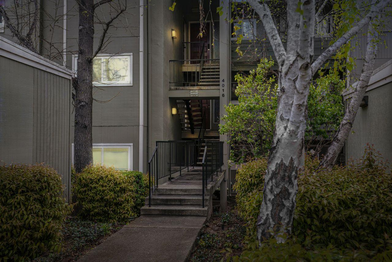 Detail Gallery Image 39 of 40 For 4016 Farm Hill Blvd #103,  Redwood City,  CA 94061 - 2 Beds | 1 Baths