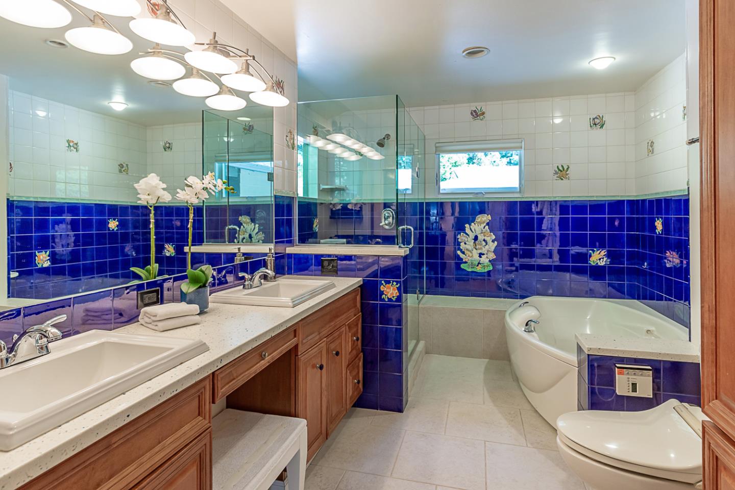 Detail Gallery Image 14 of 20 For 13250 Skyline Blvd, Woodside,  CA 94062 - 3 Beds | 2 Baths