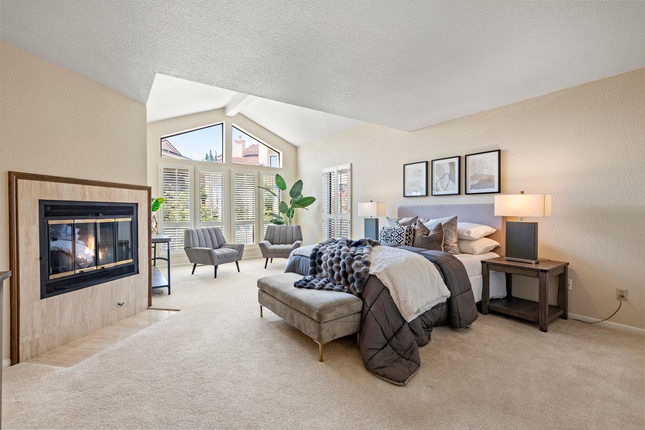 Detail Gallery Image 32 of 56 For 2 Bellflower Ln, San Carlos,  CA 94070 - 2 Beds | 2/1 Baths