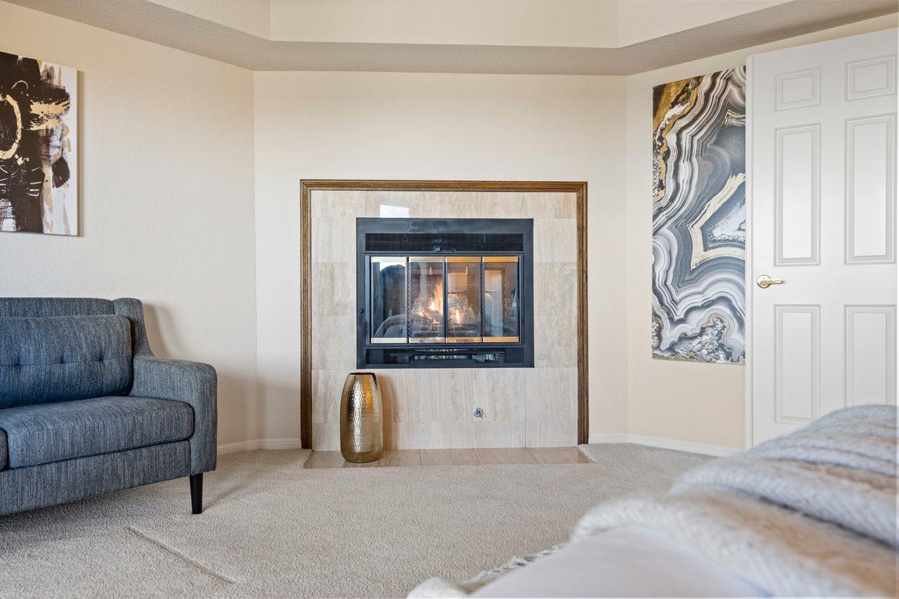 Detail Gallery Image 38 of 56 For 2 Bellflower Ln, San Carlos,  CA 94070 - 2 Beds | 2/1 Baths