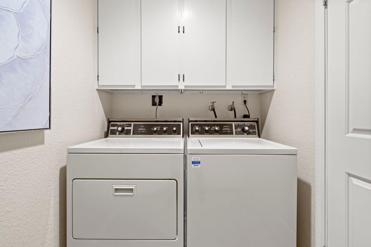 Detail Gallery Image 49 of 56 For 2 Bellflower Ln, San Carlos,  CA 94070 - 2 Beds | 2/1 Baths