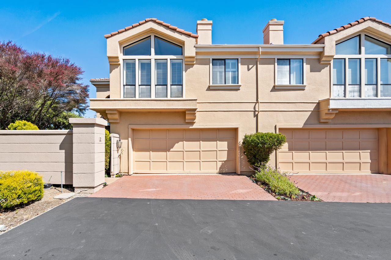 Detail Gallery Image 7 of 56 For 2 Bellflower Ln, San Carlos,  CA 94070 - 2 Beds | 2/1 Baths