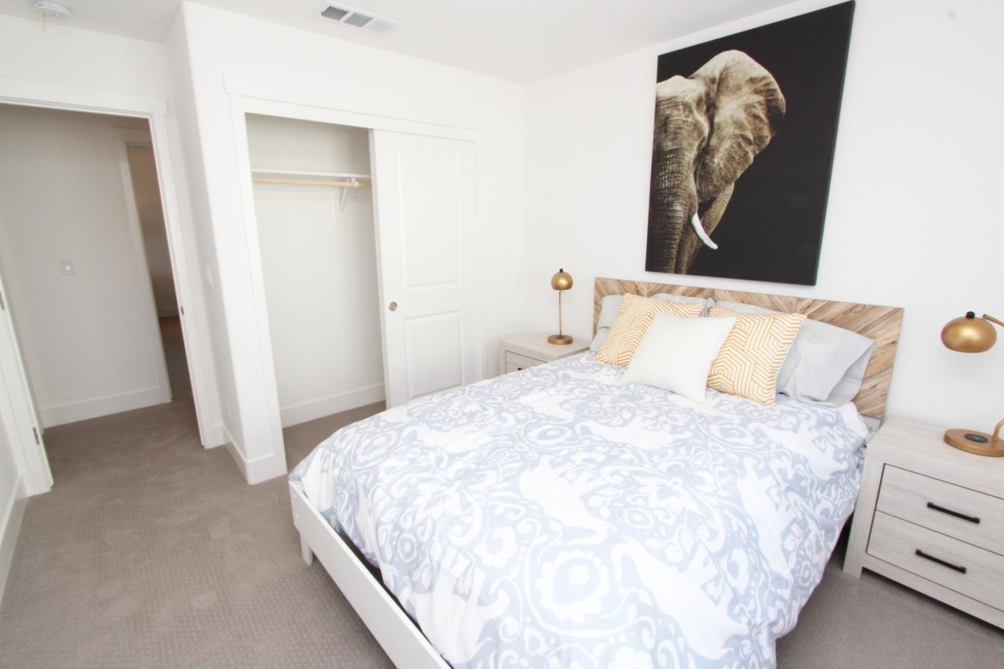 Detail Gallery Image 6 of 24 For 1173 Scout Peak Way #14-9,  Hollister,  CA 95023 - 4 Beds | 2/1 Baths