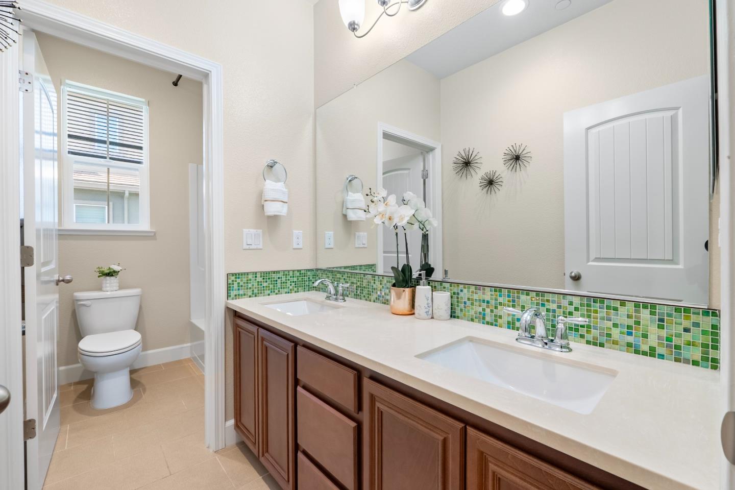 Detail Gallery Image 29 of 54 For 38933 Snapdragon Pl, Newark,  CA 94560 - 4 Beds | 3/1 Baths